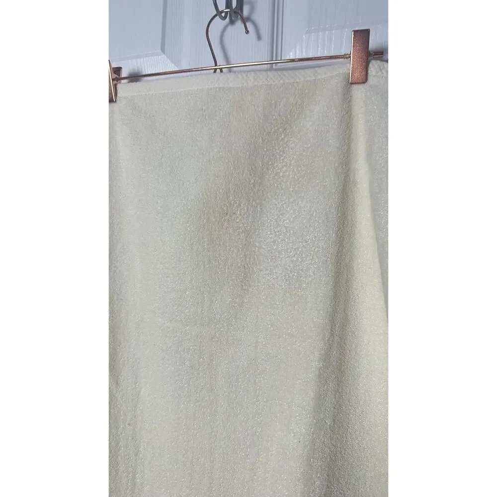 Vintage Avanti Look Cream Towel Set -2 Bath Towels with Tassels & 1 Wash Cloth